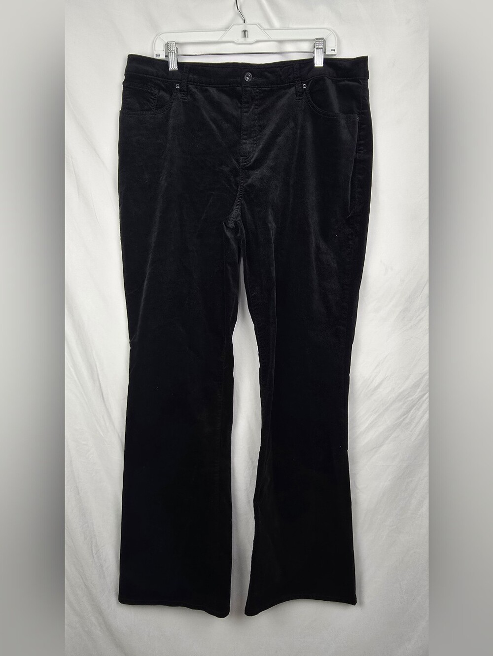 Chico's Black Velvet Velour Minimalist Boot Cut Comfy Pants sz 3T (16T) - Picture 1 of 7
